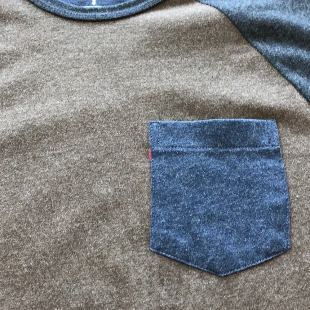 Levi’s Long Sleeve